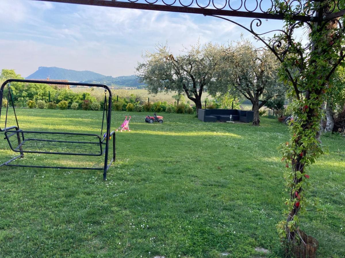 Villa Redhouse Pesina Costermano sul Garda Exterior foto
